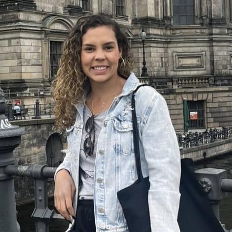 Anarda Luísa Sousa Simões